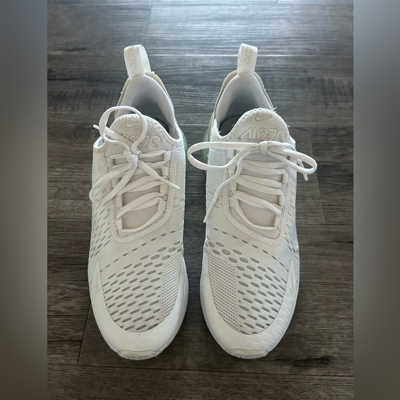 Nike Women's Air Max 270 White 6.5 - Picture 2 of 6